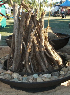 Potanico are creators of large out door garden fire pits. Big garden landscaping bowls designed for fire pits, large plants and water features.